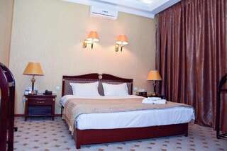 Отель Sultan Jalal-Abad Джалал-Абад Двухместный номер Делюкс с 1 кроватью-6