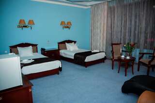 Отель Sultan Jalal-Abad Джалал-Абад Стандартный двухместный номер с 2 отдельными кроватями-3